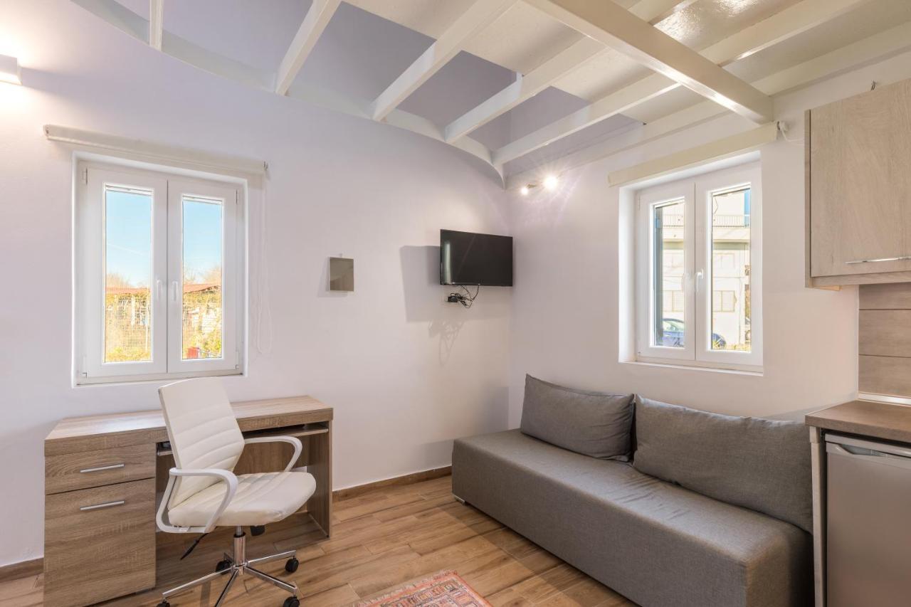K And B Corfustudios Corfu  ภายนอก รูปภาพ